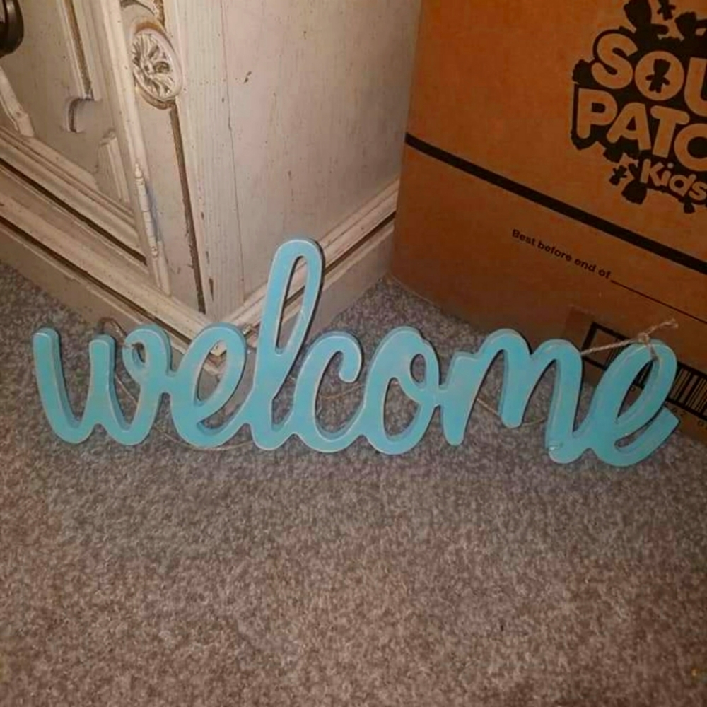 Welcome sign